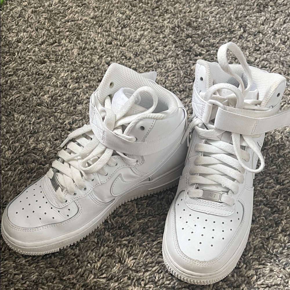 Nike Kids' White High-Top Sneakers - Picture 3 of 14